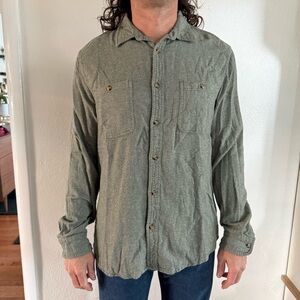 Sonoma Button Down Long Sleeve Shirt With Chest Pockets Grayish Green